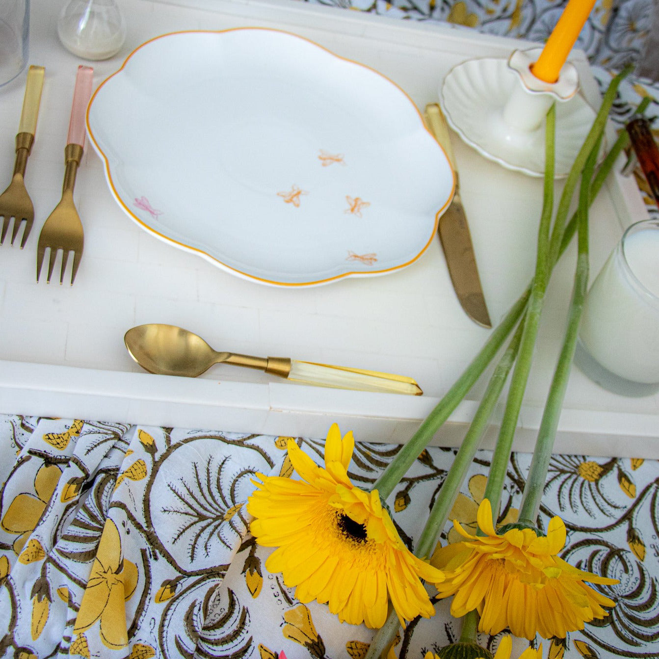 Bumble Voyage Scalloped Dinner Plate - Set of 4