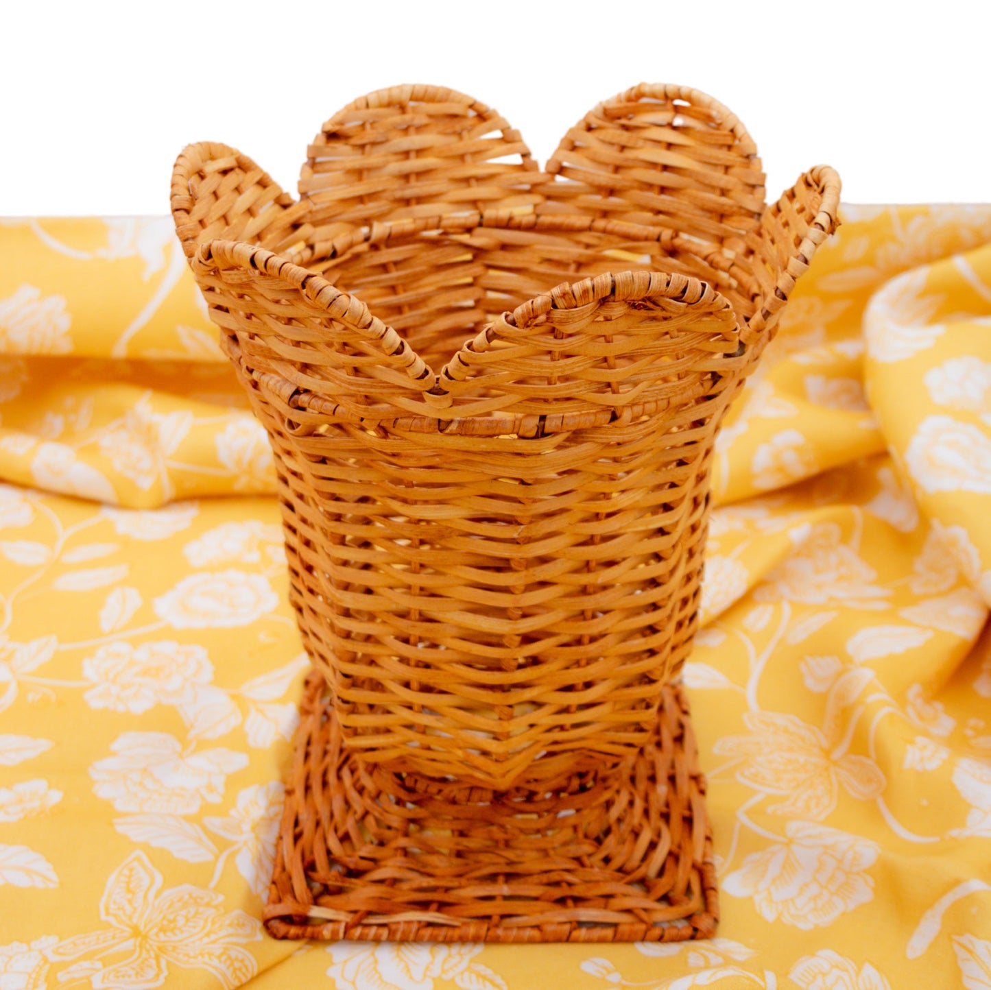 Natural Rattan Urn Vase