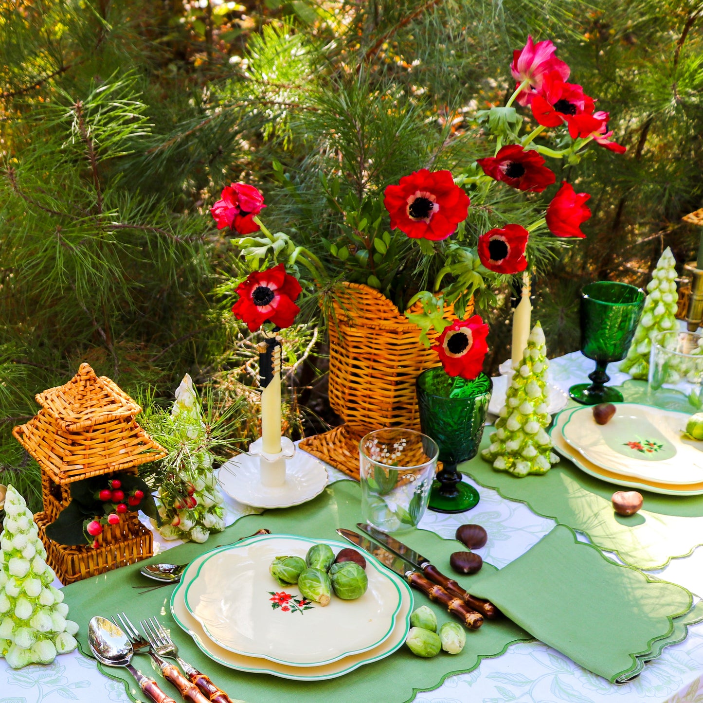 Natural Rattan Urn Vase