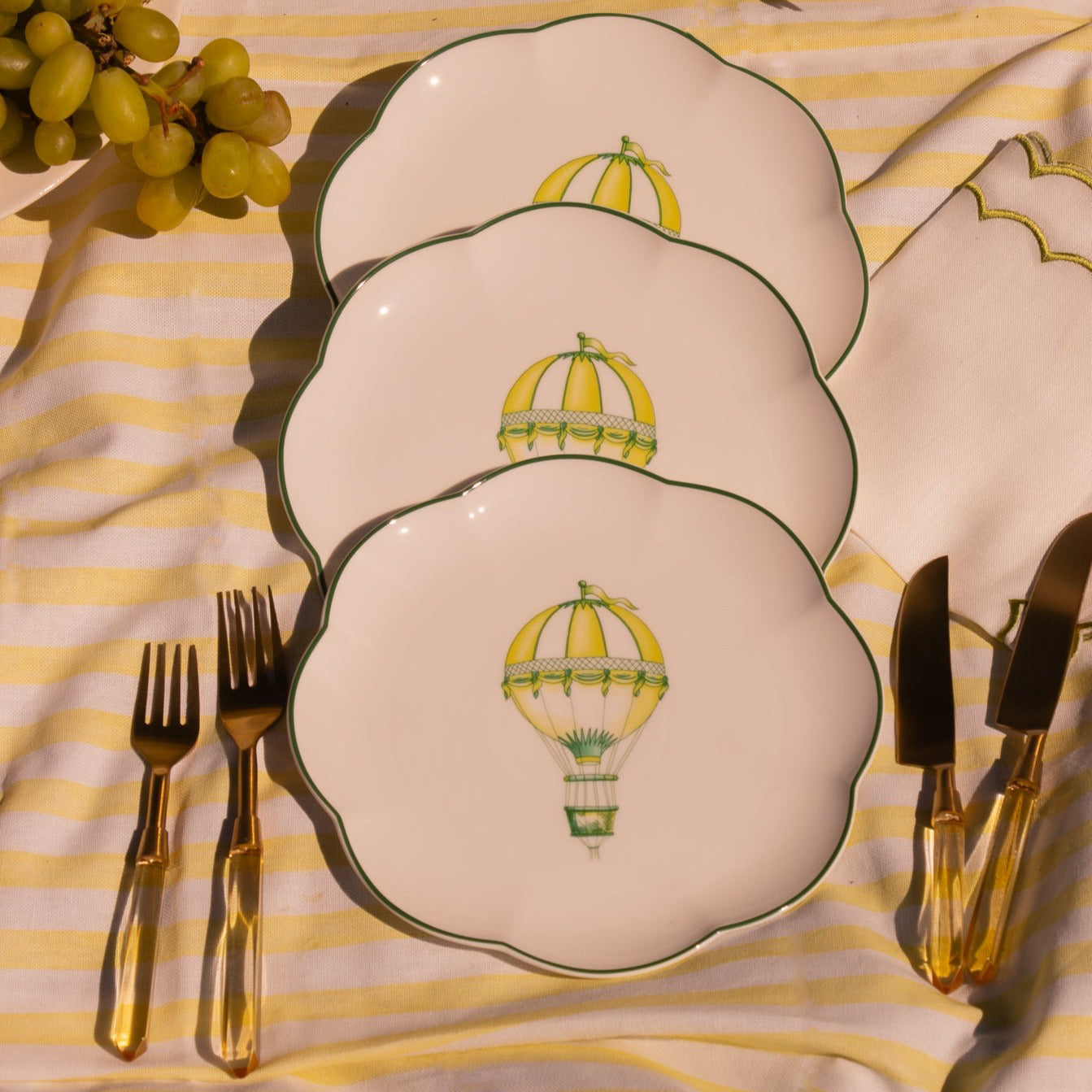 Valensole Lavender Scalloped Starter Plate - Case of 12 Plates